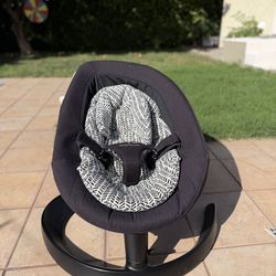 Pottery Barn Nuna Leaf Baby Grow Seat