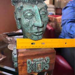 See Photos. Original Zarebki Head Bust Mexico Made Of Malachite Stone. Excellent