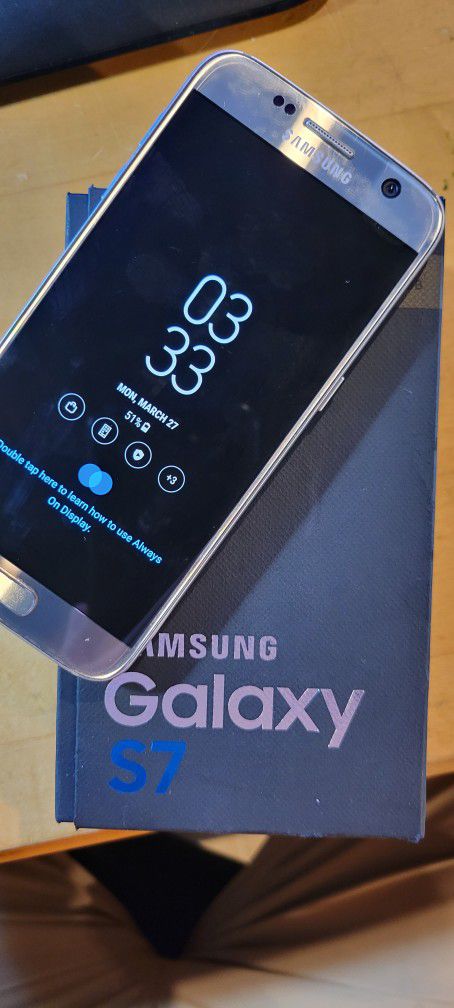 Samsung GALAXY S7 Phone