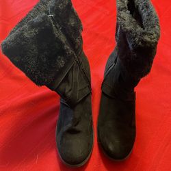 Womens Size 7.5 Wedge Polo Boots