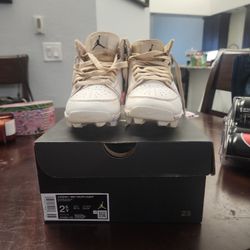 Jordan Youth Cleats