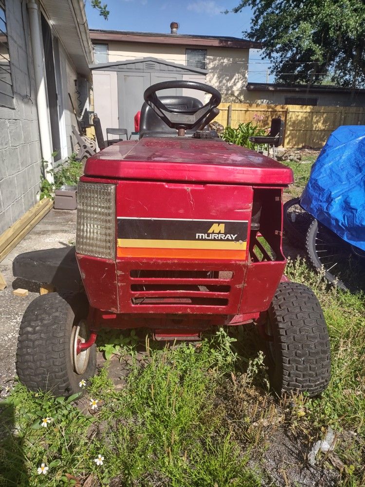 murray riding lawn mower