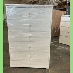 5 drawers dresser / Five drawers dresser