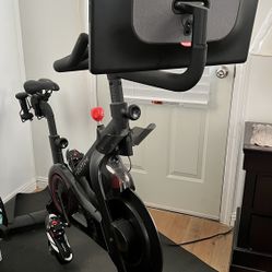 Peloton Bike+