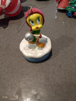 Looney tunes Tweety  ornament  vintage 2011