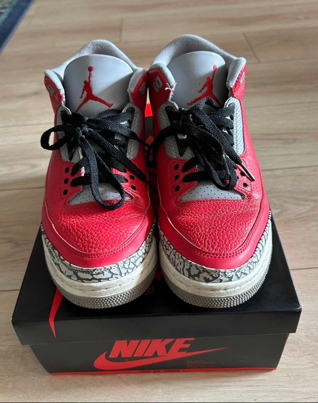 ✓ Jordan 3 Retro SE Unite Size: US M 10. Used in Excellent condition