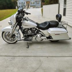 2008 Harley-Davidson FLHX