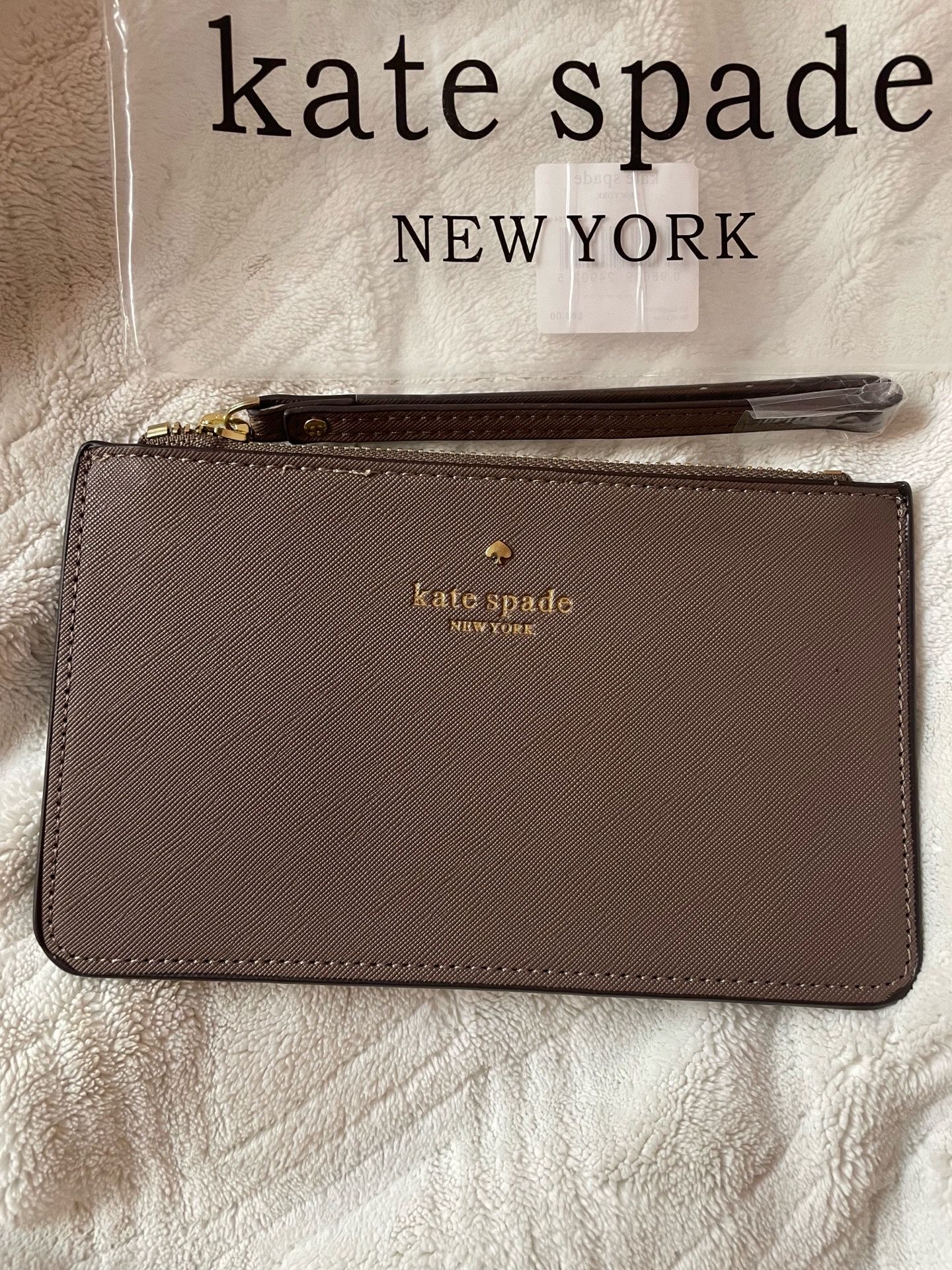 Kate Spade New York Brown Solid Zip Wristlet Wallet Logo Accent Women's