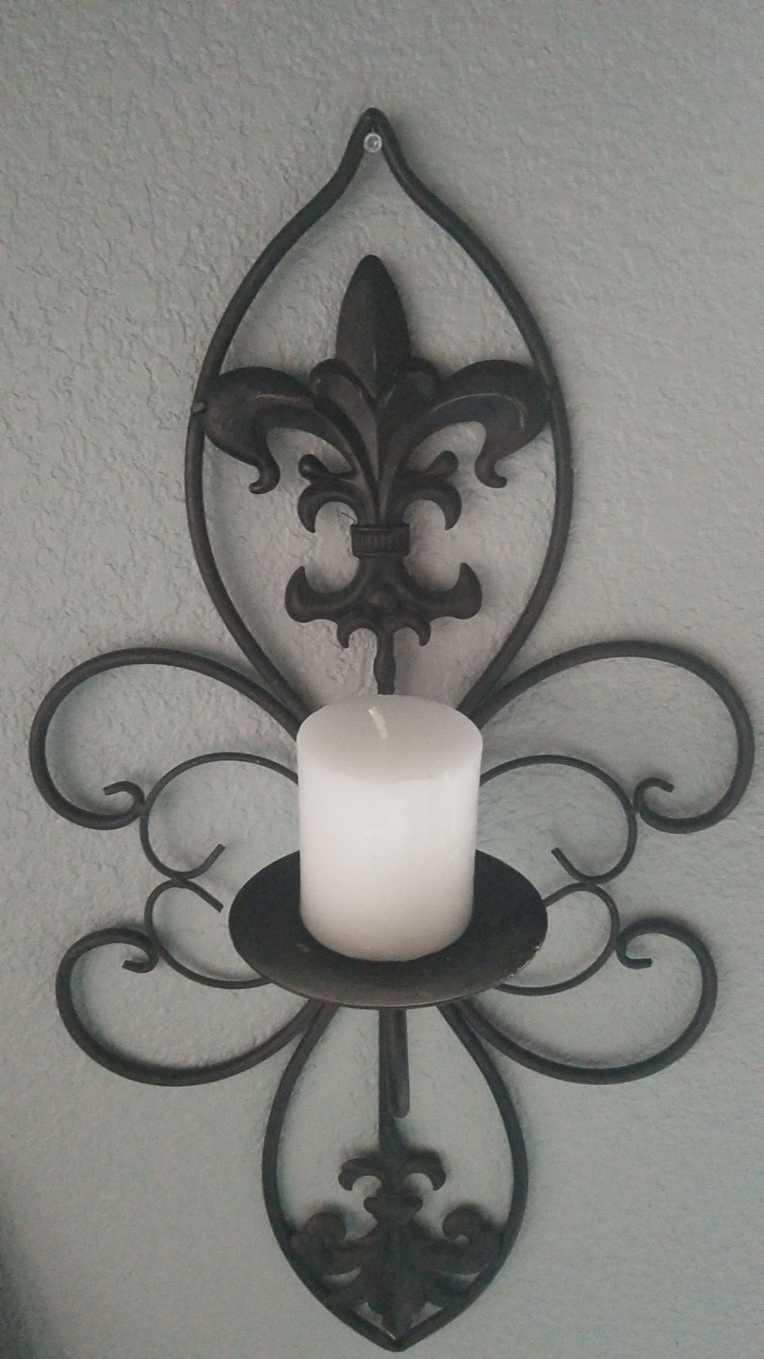 Candle holder