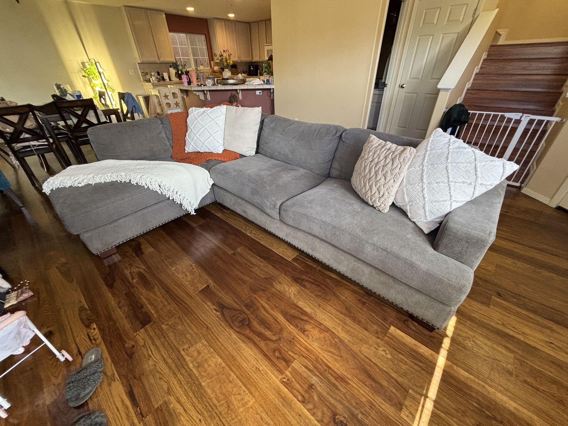 Sectional couch