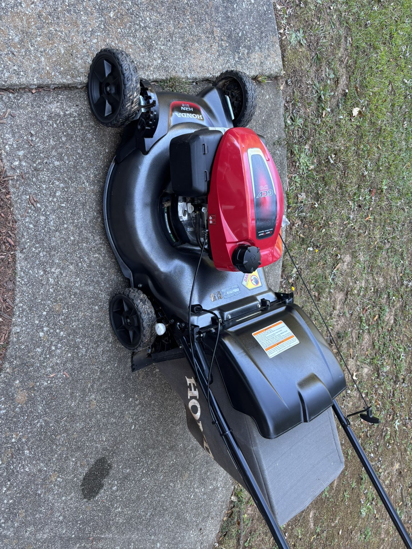Honda  GCV170 Self Propelled Lawn Mower 