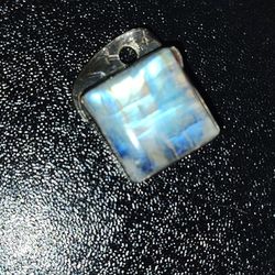 Rainbow Moonstone Pendant 