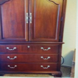 Thomasville Entertainment Center