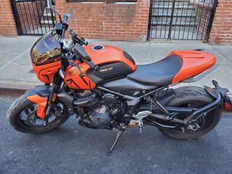 Triumph Trident 660 for 5500