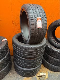 285/40R22 Continental Cross Contact Full Set of 4 Tires