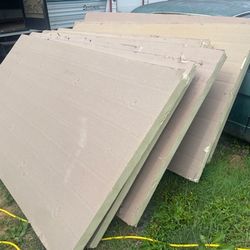 10 - 2.5” Thick 4’x8’ Sheets Of Foam board Insulation