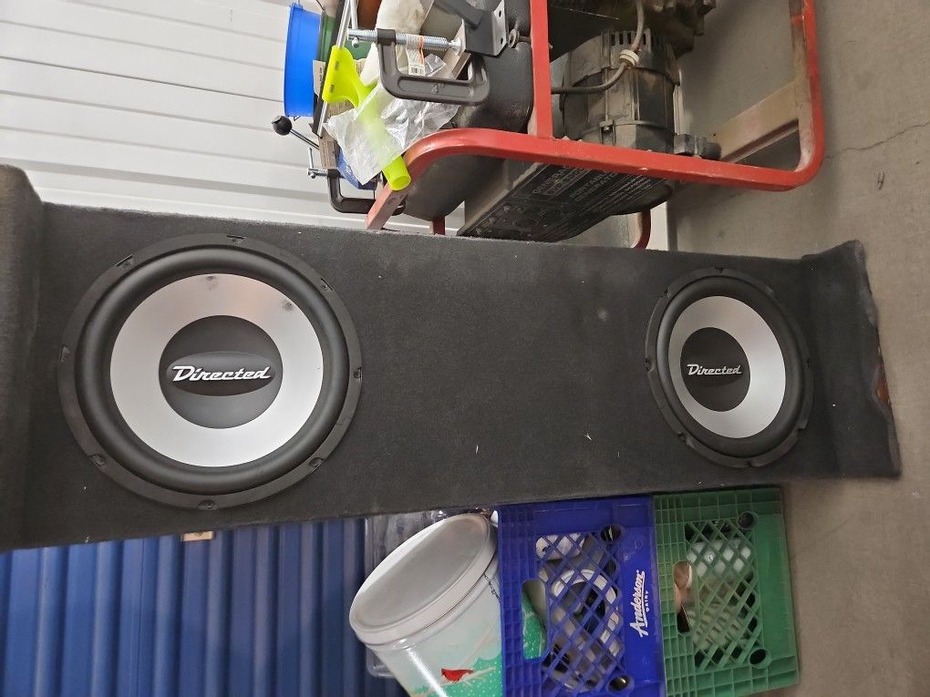 Speakers 12" Directed subwoofer and custom Speaker box