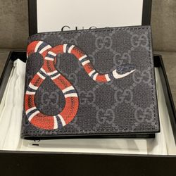 Men’s Gucci Wallet 