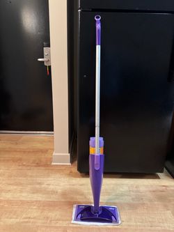 Swiffer WetJet Spray Mop and Pack of 16 Mop Pad