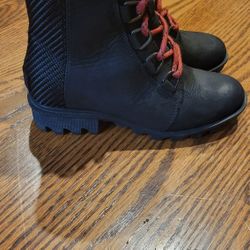 Sorel Black Boots Size 5.5