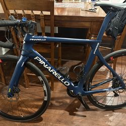 Pinarello Paris 2023