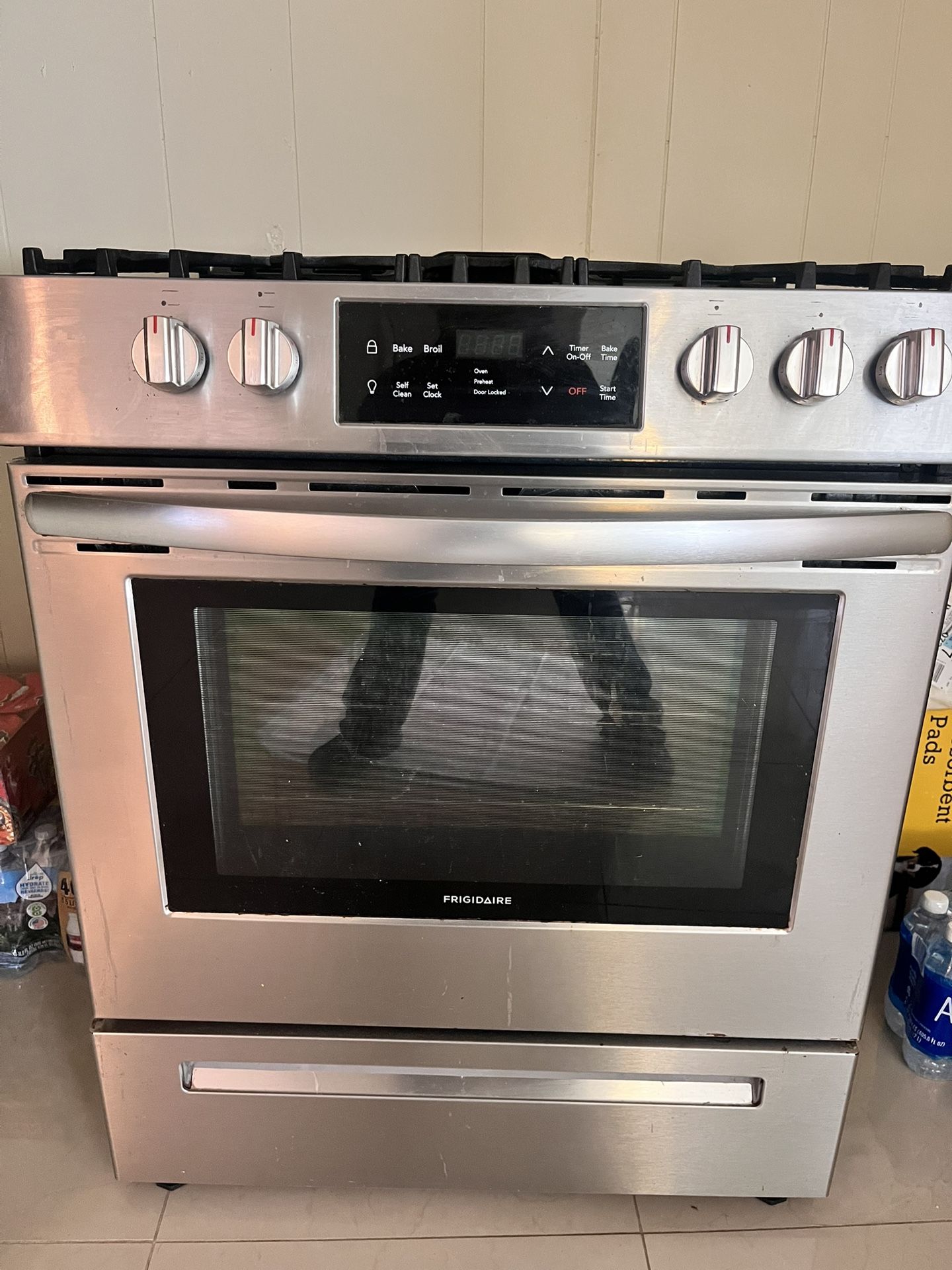 Frigidaire 30” Stainless Steel Slide-In Oven, Estufa de Gas