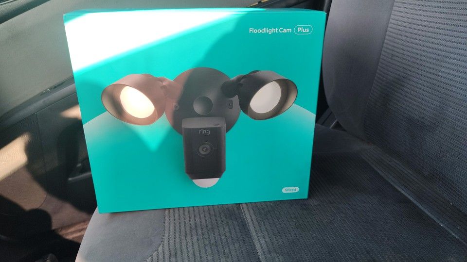 New Floodlight Cam Plus