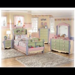 Ashley Doll House Girls Bedroom Set (Full Size) - No Matress 