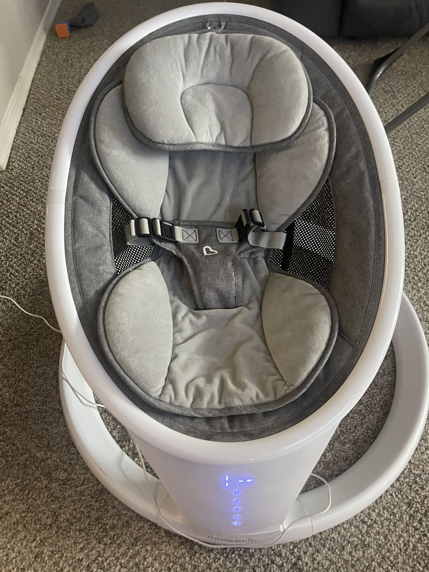 Munchkin Bluetooth Swing / Baby Seat Bundle