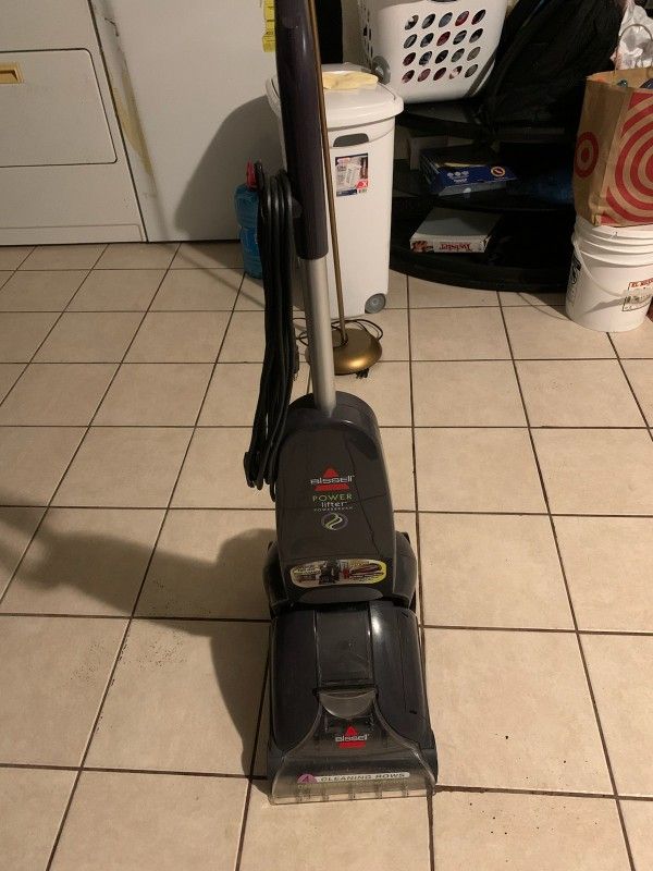 PowerLifter® PowerBrush Upright Carpet Cleaner