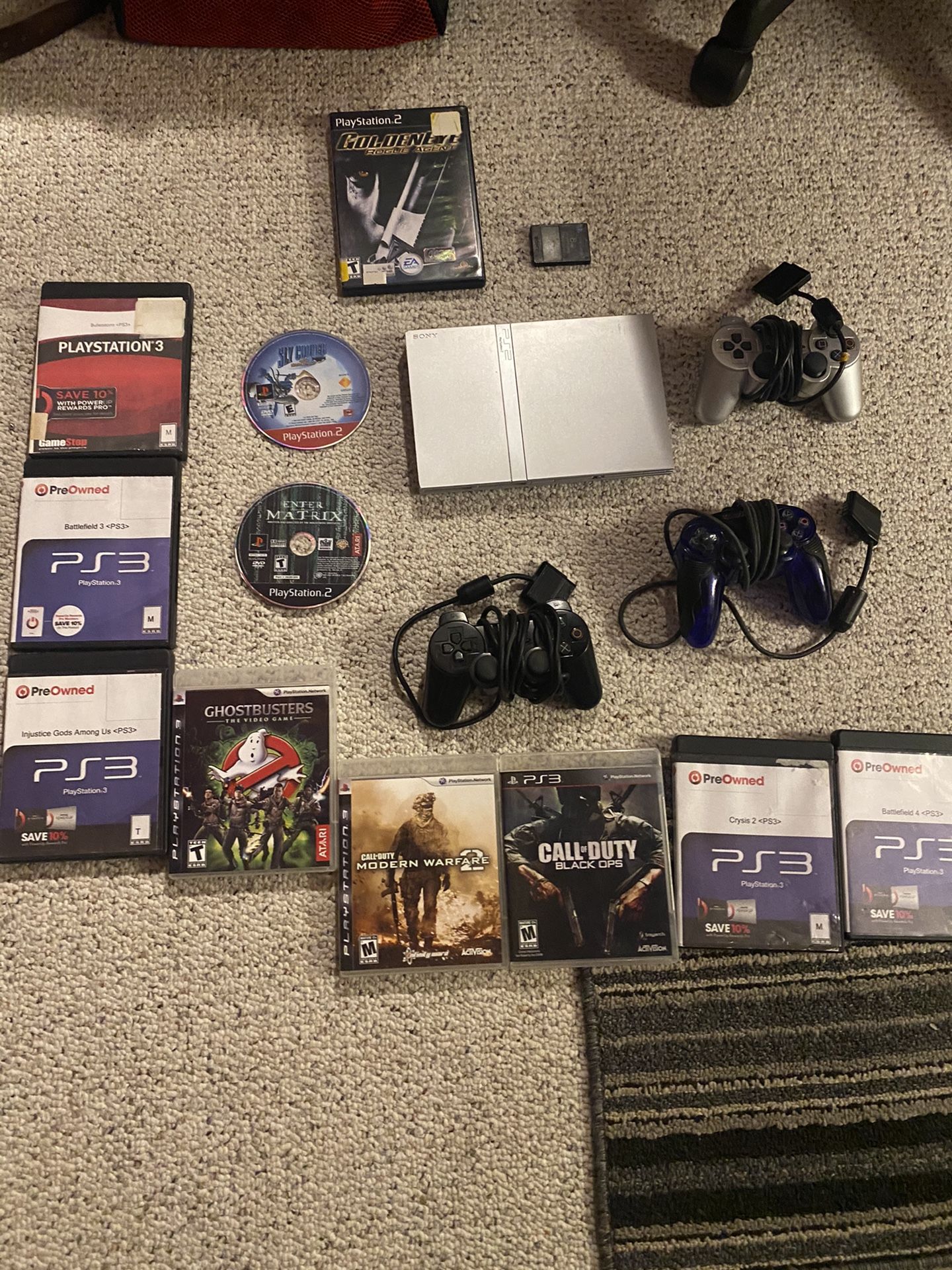 Silver Ps2 Slim With 3 Controllers And Games