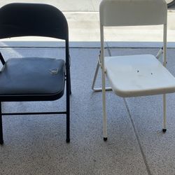 Folding Chairs 