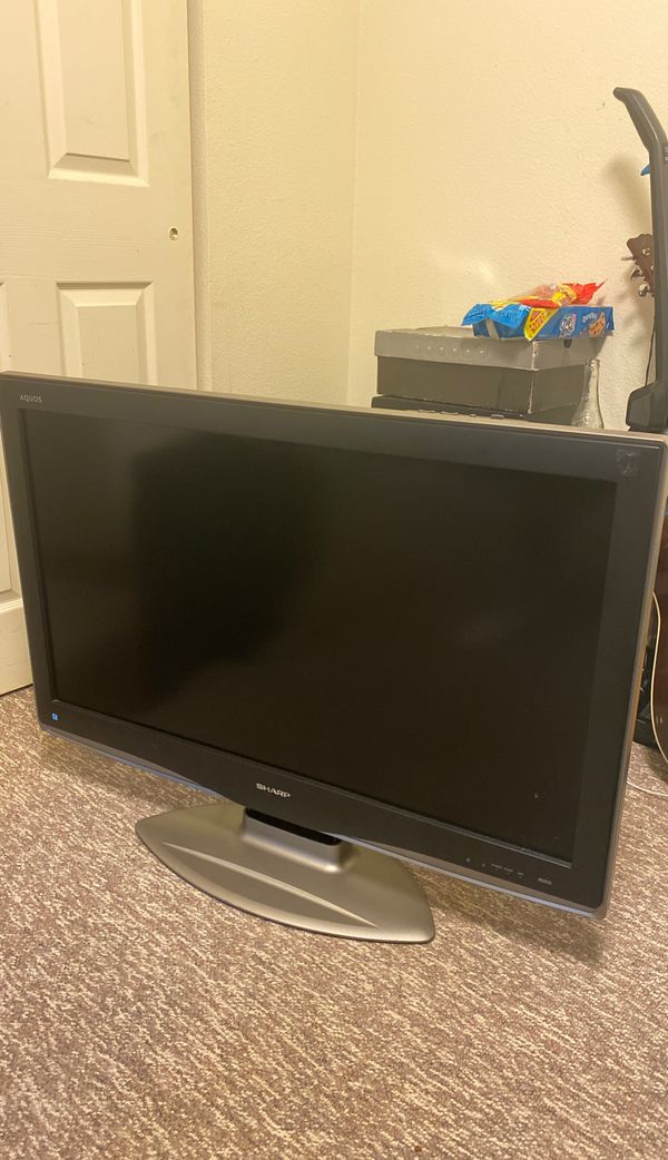 50 sharp flat screen, 720p ( Big TV) for Sale in Federal Way, WA OfferUp