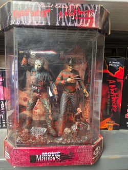 Movie Maniacs Jason and Freddy special edition figure.