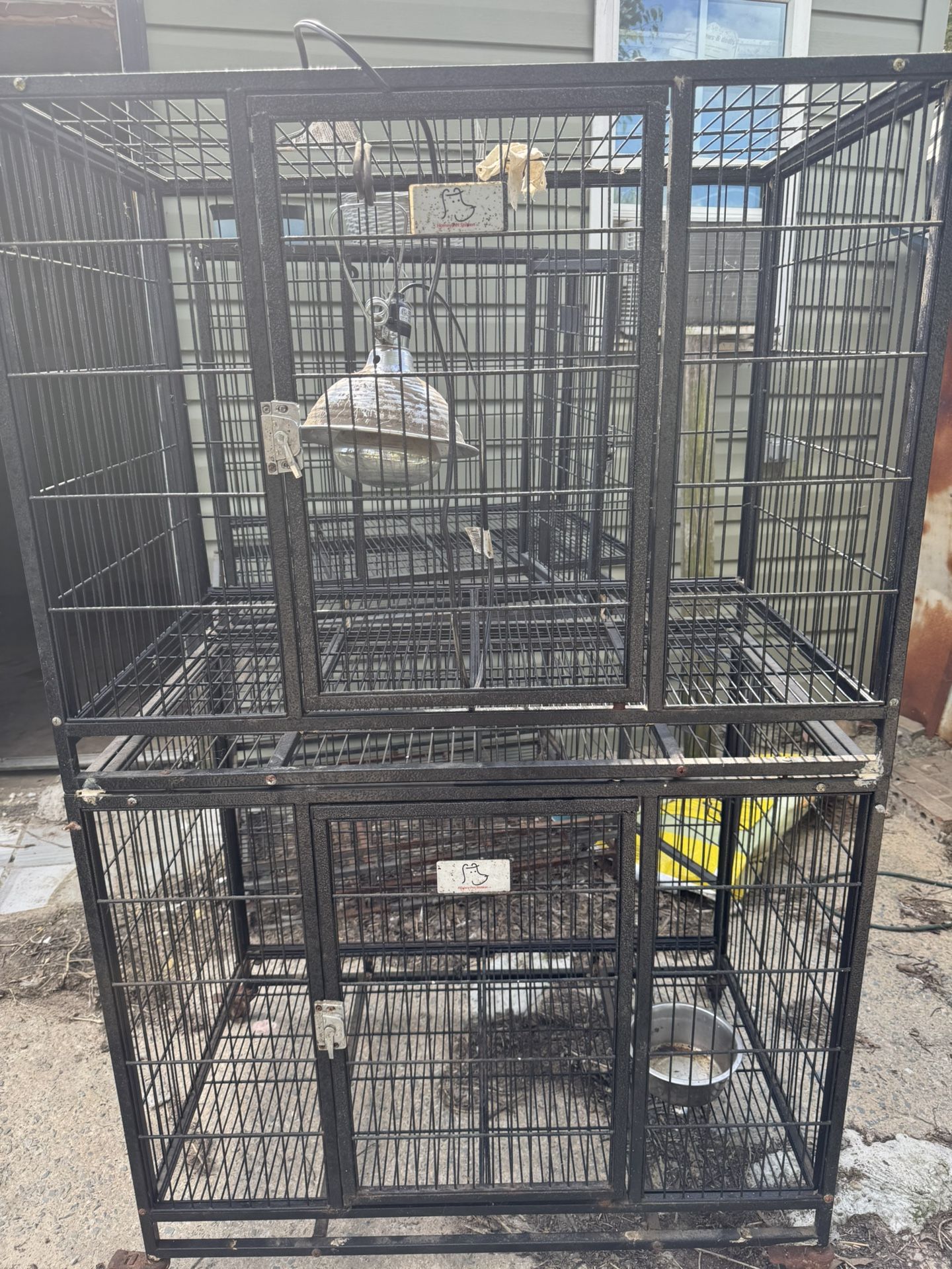 Black Dog Crate With Wire Litter Pans