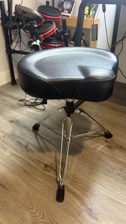 DW drum throne
