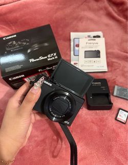 Mint Canon PowerShot G7X Mark III Digital Camera