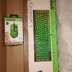 Minecraft Black Widow X keyboard and mouse Christmas coming