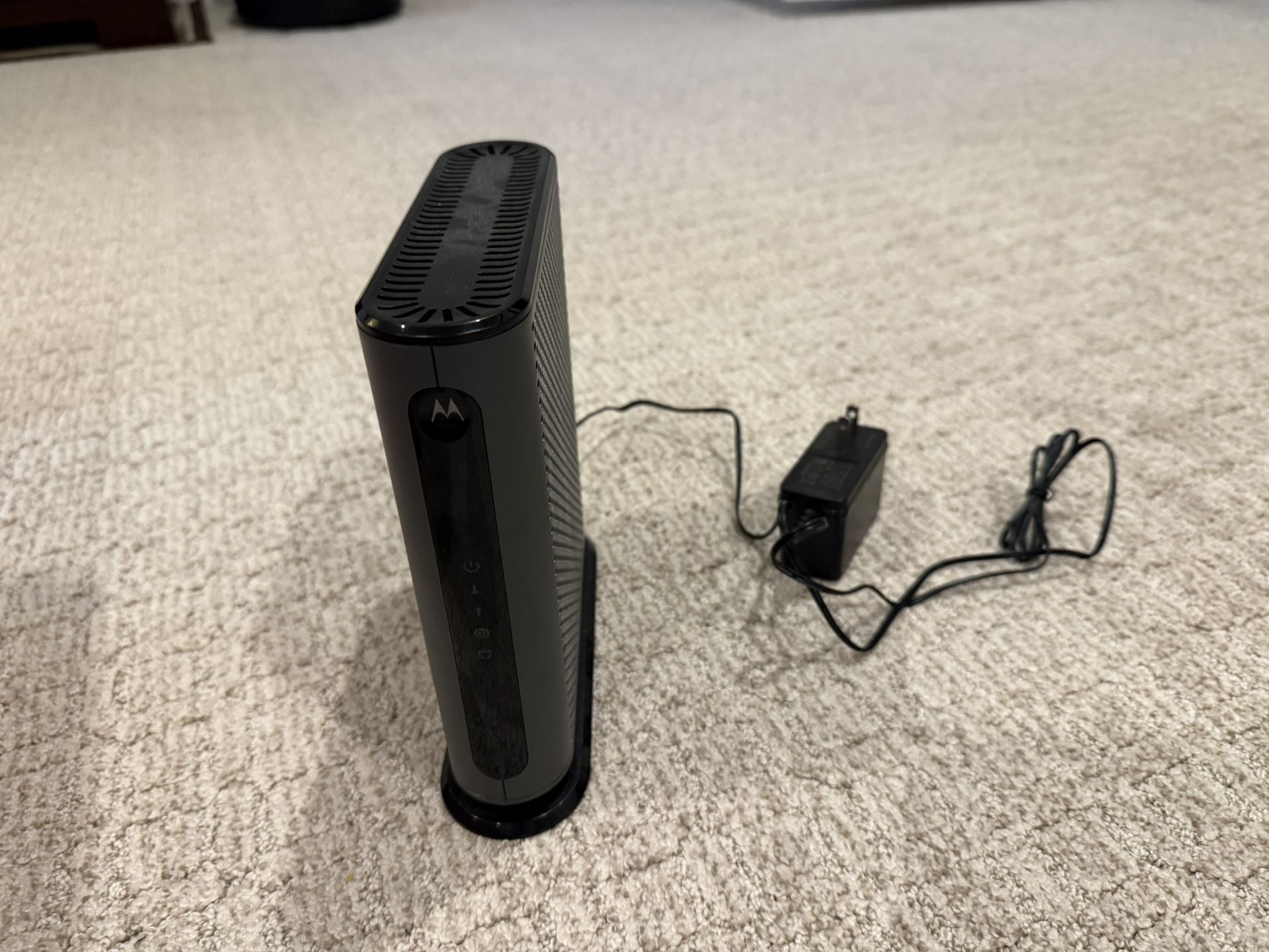 Motorola MB8611 DOCSIS3.1 Multi-Gig Cable Modem Approved By Xfinity