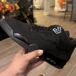 Jordan 4 Black Cat