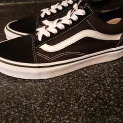 Vans womens 6 Good Condition 