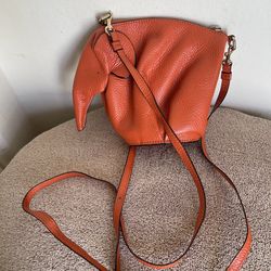 Crossbody leather bag