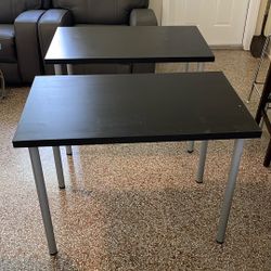 2 Desk Top Tables