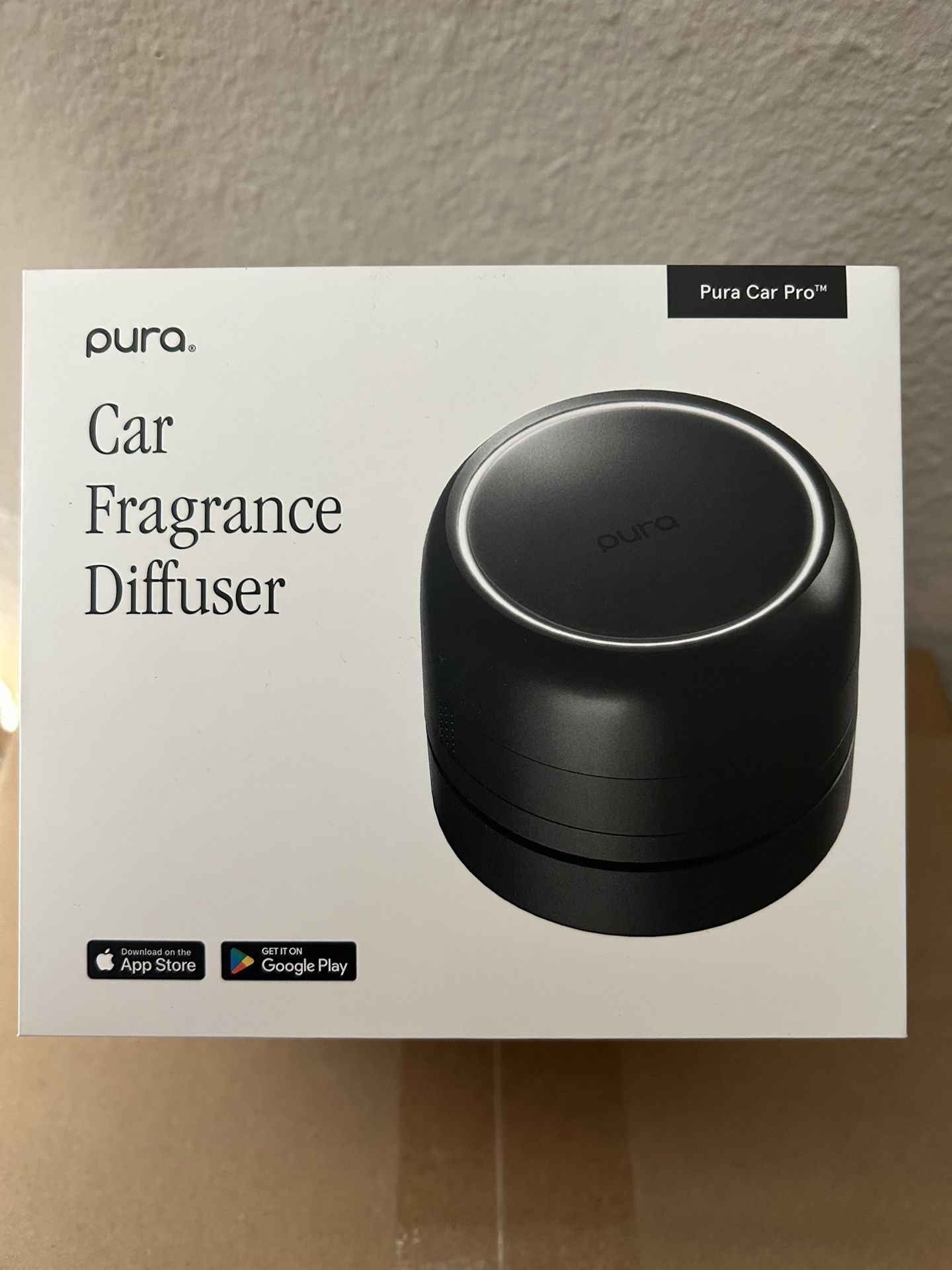 DO YOU WANT YOUR CAR TO SMELL GOOD, ARE YOU TIRED OF AIR FRESHNERS AND SPRAYS?