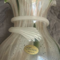 BEAUTIFUL MURANO GLASS VASE
