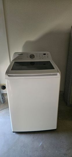 Samsung 4.5 washing machine like new.como nueva....se puede entregar cerca de bonita