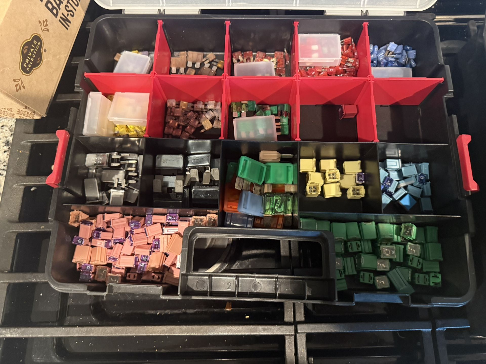Car And TruckRelays And Fuses 