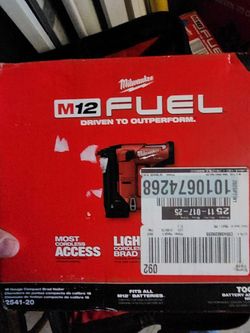 Milwaukee M12  18g