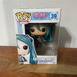 VOCALOID Hatsune Miku Funko Pop #39 Vaulted