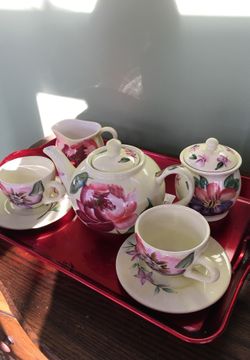 Pfaltzgraff “Flower Market” tea set